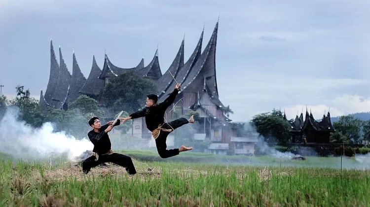 Goverment Urges Future Sustainability of Minangkabau Tradition