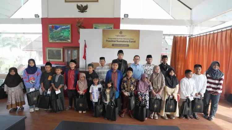 Indonesia Provides Assistance to Orphans Affected by Disaster in West Sumatra