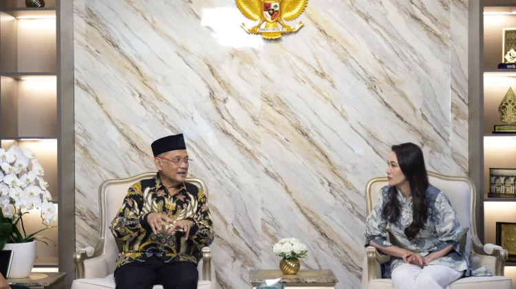 Minister of Hajj Meets North Maluku Governor to Improve Eastern Pilgrim Services