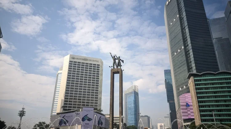 Jakarta Holds Car Free Night to Celebrate Eid Eve