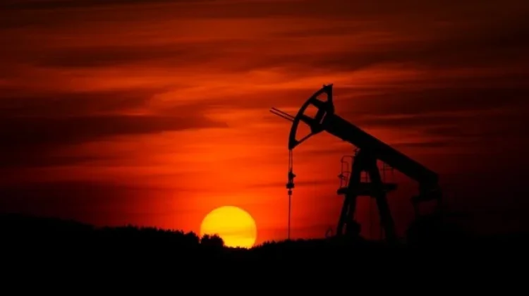 Peace Hopes Lift Markets, Oil Drops