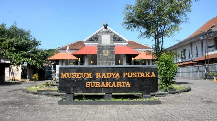Indonesia Pushes Museum Modernization at Historic Radya Pustaka