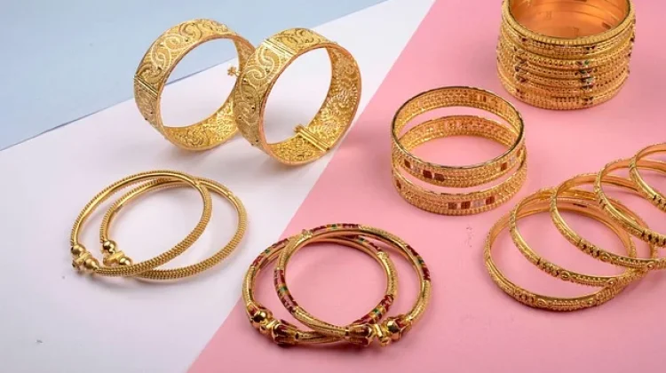 Gold and Stocks Rise amid Peace Hopes