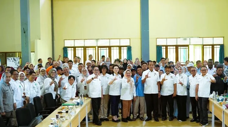 House Commission IV Reviews Forestry Extension System in Bogor