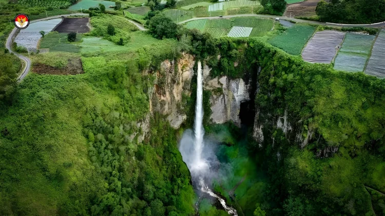 Three Indonesian Geoparks Maintain UNESCO “Green Card” Status
