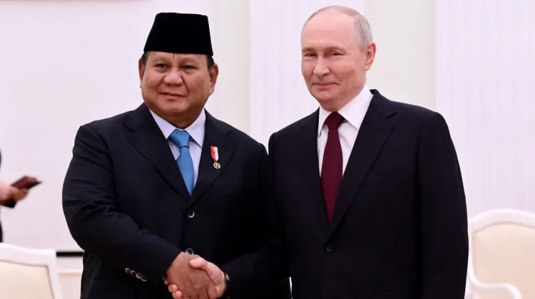 President Prabowo Meets Putin in Moscow, Discusses Trade and BRICS
