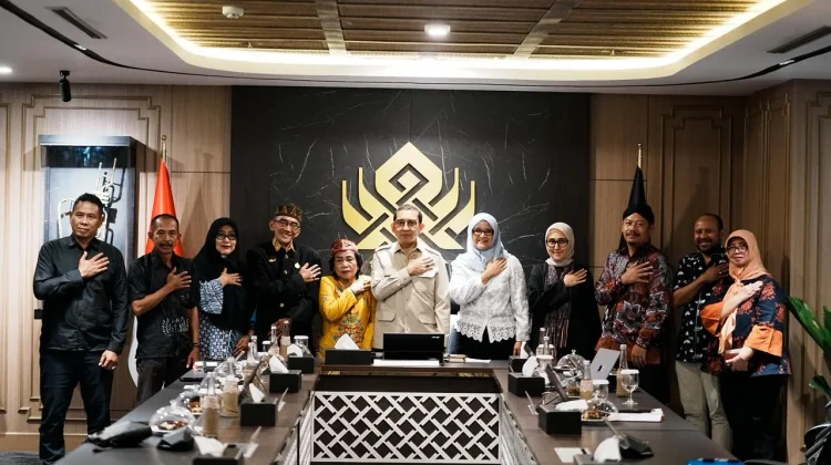 Indonesia Preserves Dayak Peace Heritage Through Tumbang Anoi Initiative