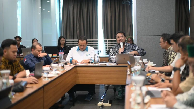 Ministry of Religious Affairs Pushes Mosques-Pesantren Into Energy Transition