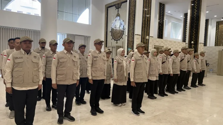 Head of Madinah Regional Hajj Officers Leads First Roll Call