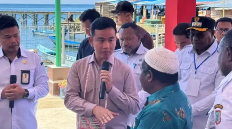 VP Gibran Ensures Fishermen's Village Ready to Replicate in Raja Ampat Visit