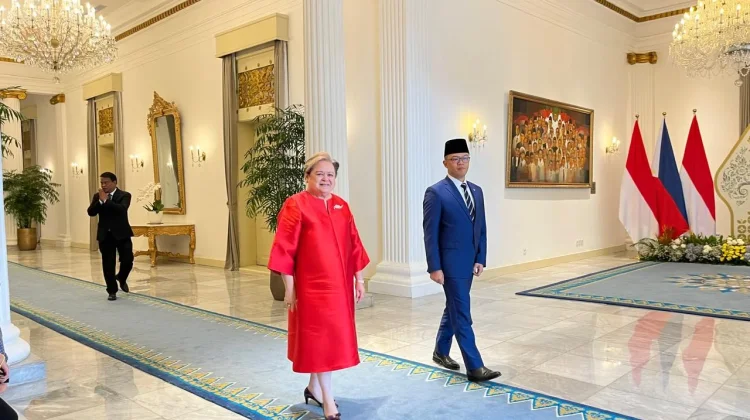 Indonesia-Philippines Discuss Registration of People of Descent