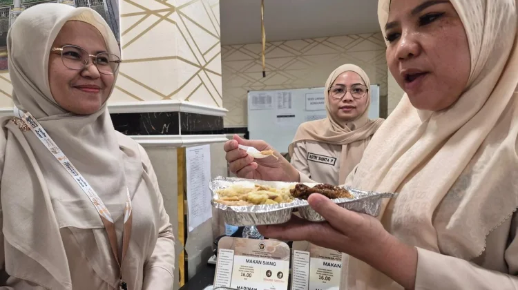 Indonesia Delivers Warm Meals to Pilgrims in Madinah with Care