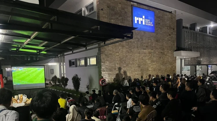 Indonesia's Public TV Calls Businesses to Reap Profits in World Cup Watching Events