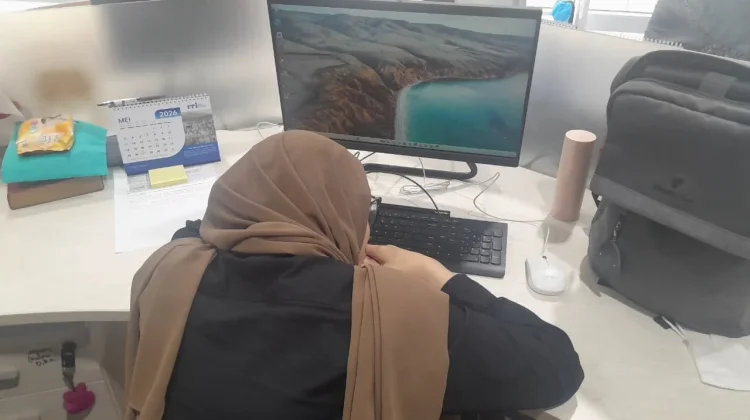 Feeling Sleepy After Lunch? Here’s How to Beat the Afternoon Slump
