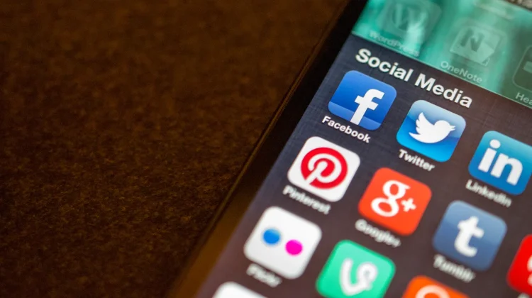 Children Can Bypass Social Media Age Restriction Rule: Indonesian Student