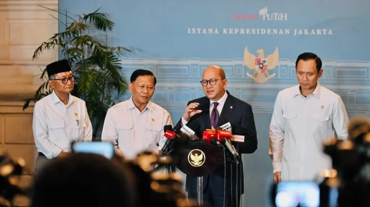 Indonesia Eyes Giant Sea Wall as Catalyst for New Economic Growth