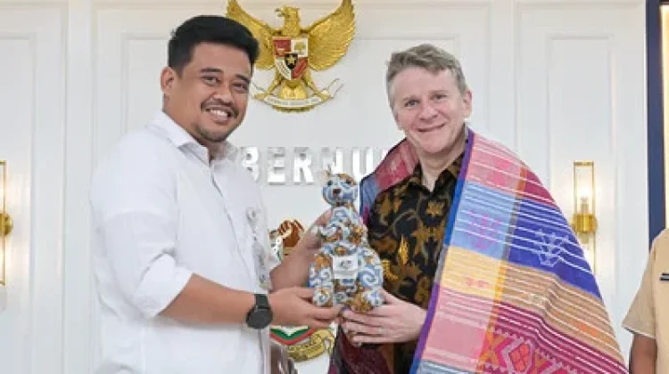 Australian Ambassador Visits Medan to Discuss Partnership