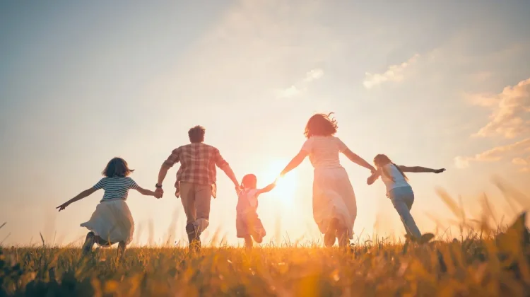 International Day of Families: How to Build a Happy, Healthy Home