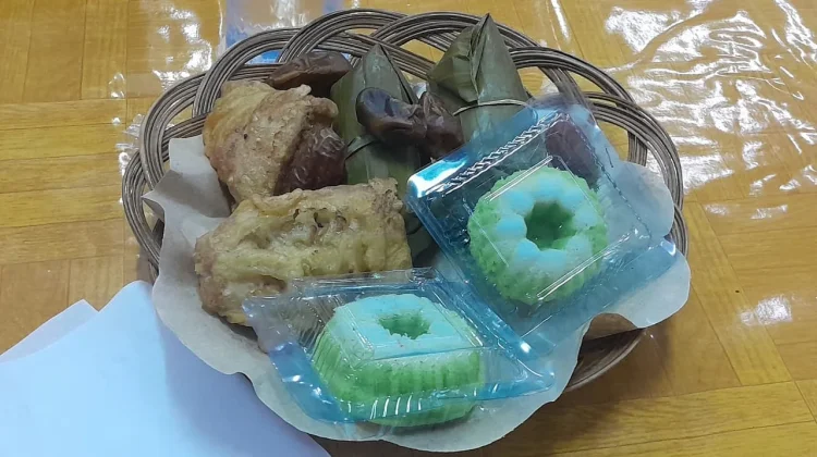 Indonesian Traditional Market Snacks You Can Enjoy for Less Than $1