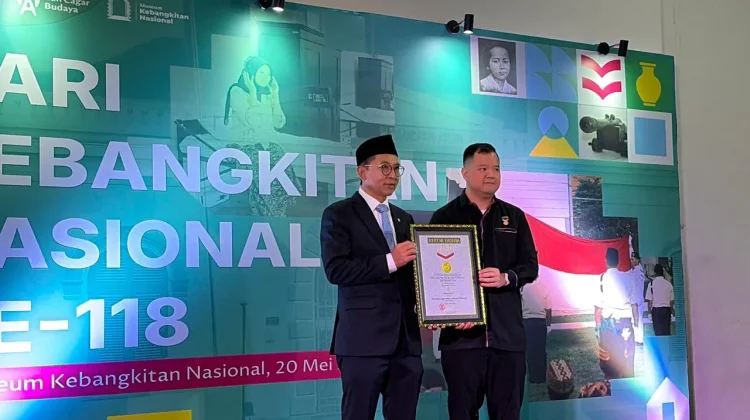 Museum of National Awakening’s 80 Scholars Exhibition Earns MURI Record