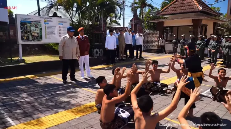 Prabowo Praises the Progress of the People's School Program in Bali