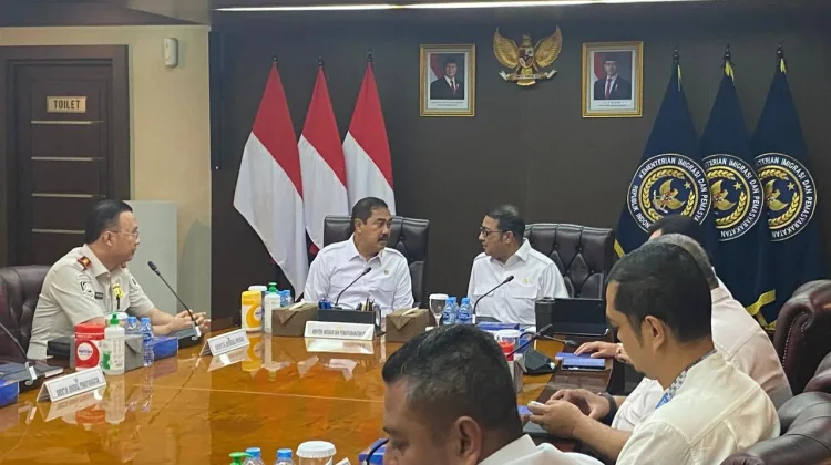 Government Protects Local Creative Industry from Illegal Foreign Workers