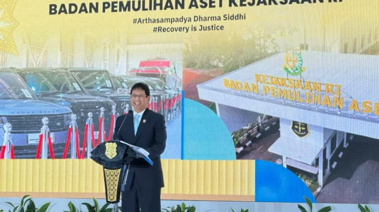 Attorney General's Office Hands Over Rp1.02 Trillion in Recovered Assets to State