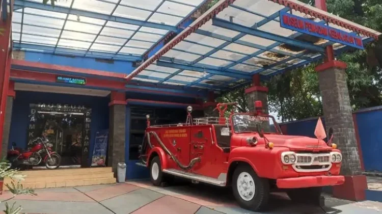Exploring the Inside of Indonesia’s First Firefighting Museum