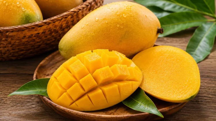 Sweet and Refreshing: Eight Health Benefits of Mangoes