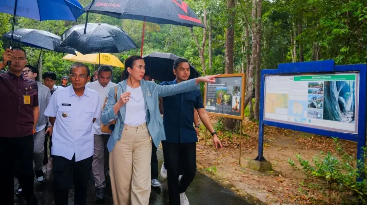 Minister Pushes Belitong Geopark Readiness for UNESCO Review