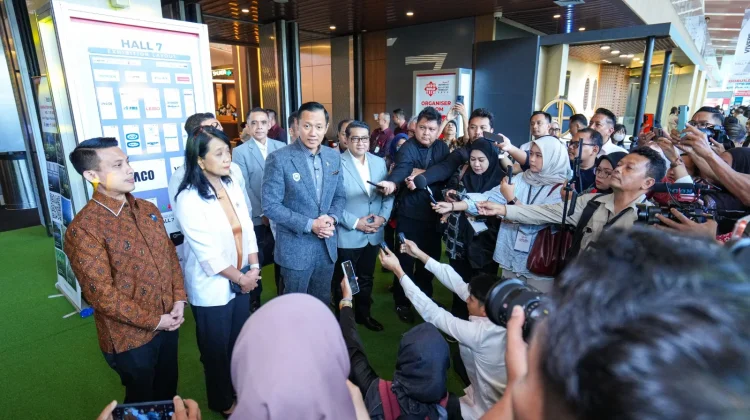 Minister of Creative Economy Attends IndoBuildTech Expo 2026