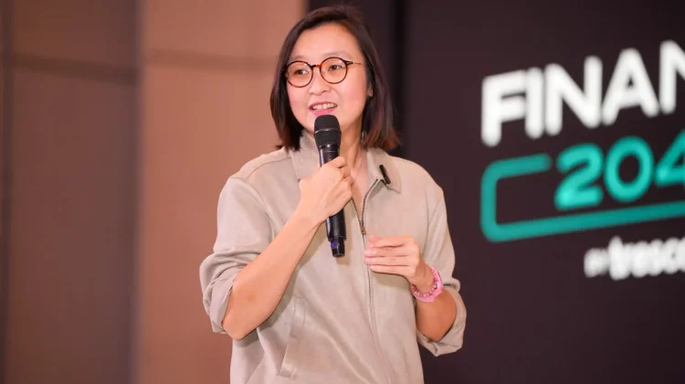 Minister Invites Global Investors to Invest in the Creative Economy Sector
