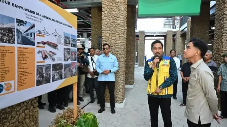 VP Gibran Inspects Revitalized Banyuwangi Market, Stresses Modern Management