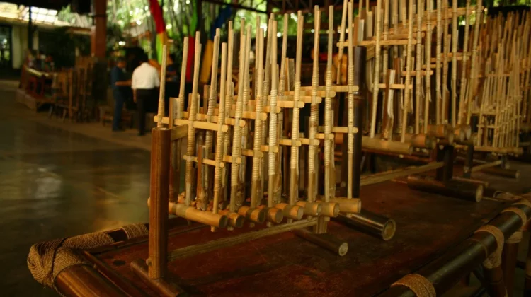 Angklung, the Harmony of Indonesian Culture that Captivates the World ...