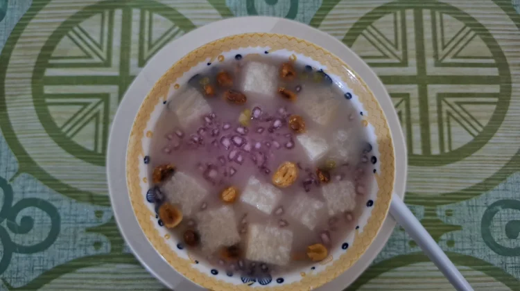 Sekoteng: A Bowl of Warmth from Indonesia