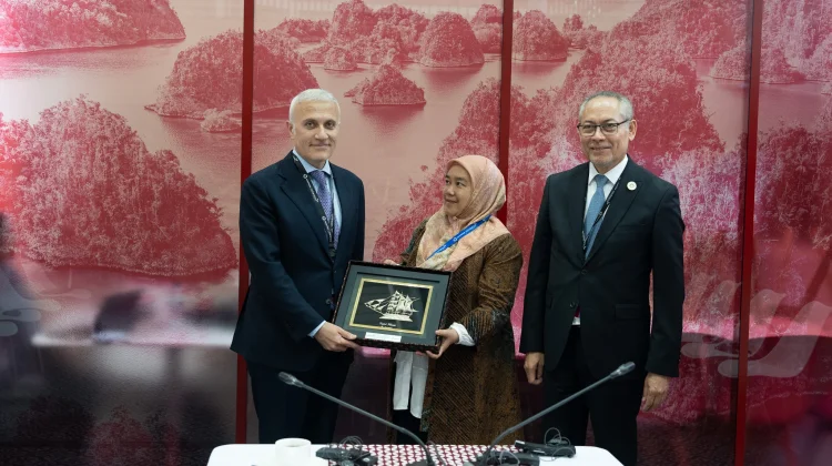 Indonesia, Azerbaijan Advance Industrial Partnership Through MoU Talks