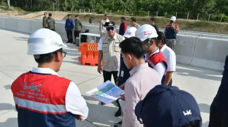 VP Gibran Ensures Optimal Connectivity in Sumatra's Betung-Jambi Toll Road Review