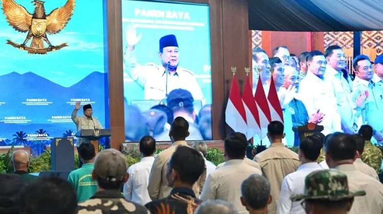 Defense-Security Budgets Should be Reduced to Eradicate Poverty: Prabowo