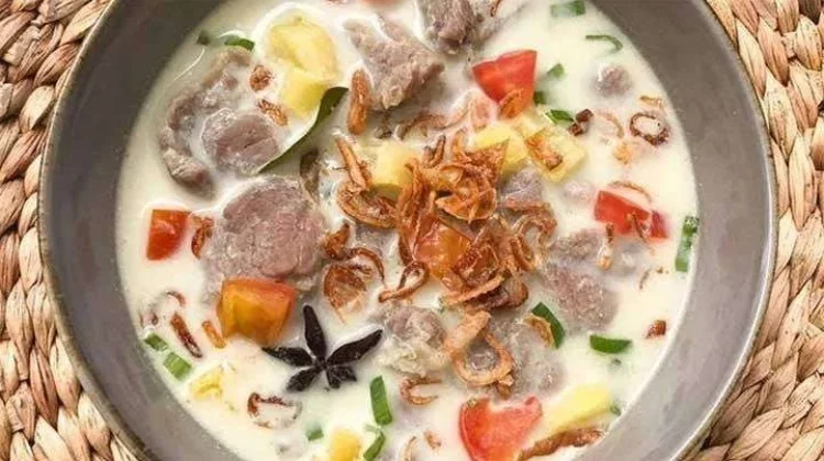 From Batavia to the Dinner Table: The Story Behind the Popularity of Soto Betawi