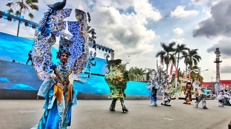 Jember Fashion Carnaval Showcases Indonesia's Culture Through Global Creativity