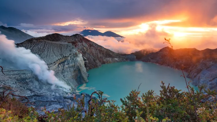 Indonesia Pushes Quality Tourism at Ijen Geopark