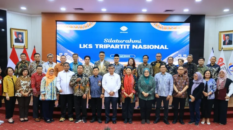 Minister of Manpower: Social Dialogue Key to Resolving Labor Issues