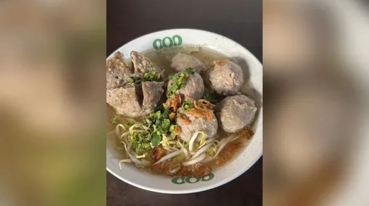 Bakso Urat: Indonesian's Favorite Chewy Meatball