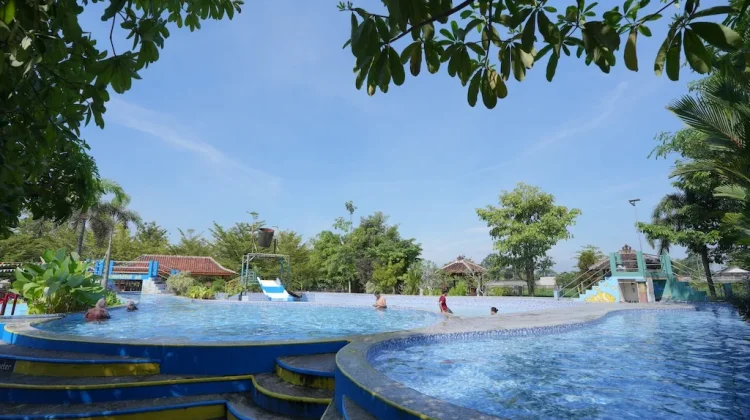 Umbul Pluneng Combines Natural Springs and Cultural Heritage in Klaten