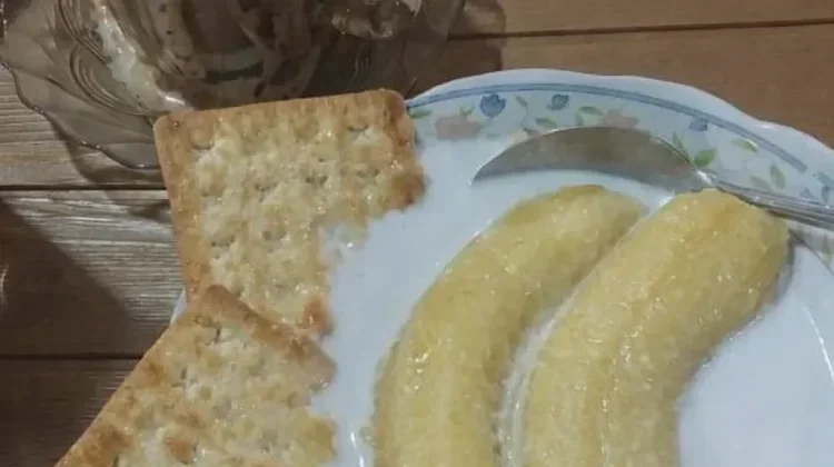 Indonesia’s Traditional Banana Dessert
