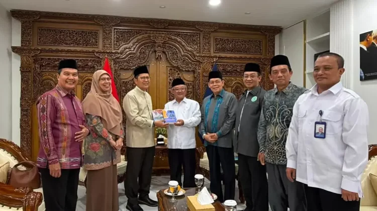 Minister Abdul Mu’ti Urges the Establishment of a Halal Ecosystem in Schools