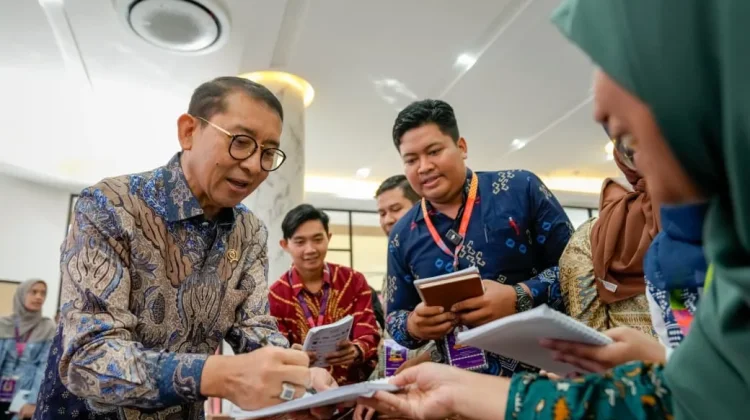 Fadli Zon Urges Scholars to Carry Indonesia’s Culture to the World