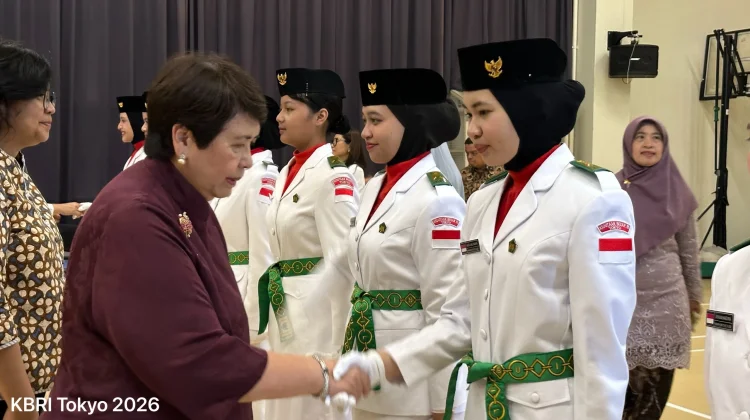 Indonesian Ambassador Inaugurates 25 Paskibra Members in Tokyo