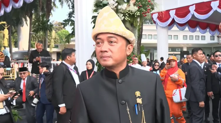 Several Ministers Hold Independence Day Ceremony at Disaster Site in NTT