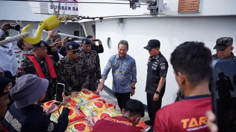 KKP Sends 50 Tons of Aid to Earthquake-Hit Communities in NTT